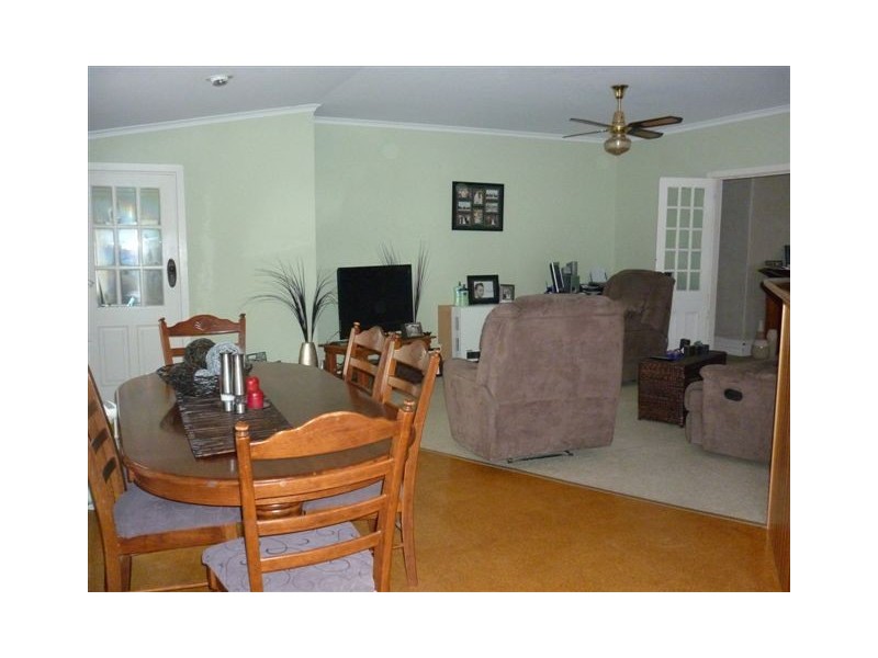 5 Park Street, Donald VIC 3480