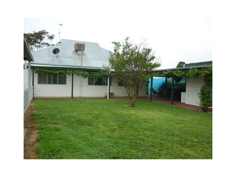 5 Park Street, Donald VIC 3480