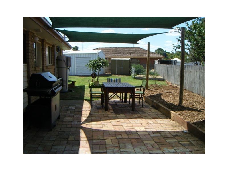 18 Allen Street, Donald VIC 3480