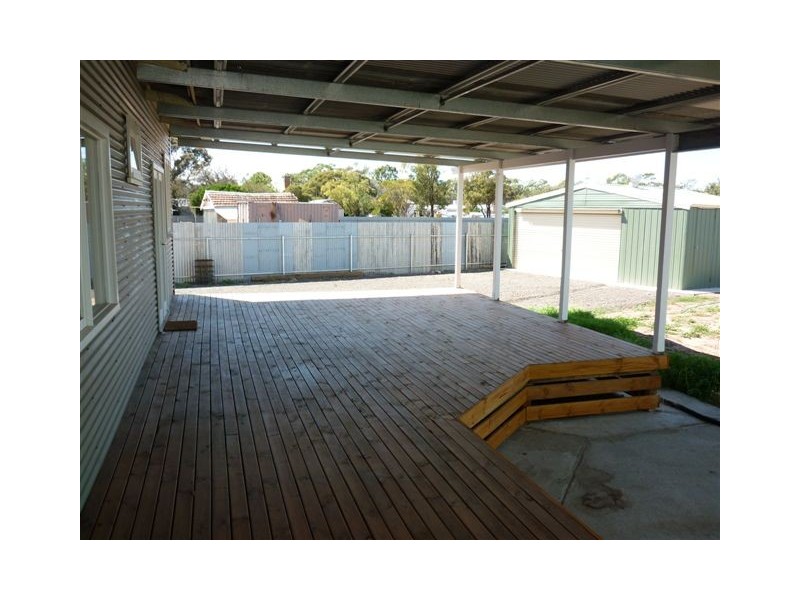 17 Dimboola Rd, Warracknabeal VIC 3393