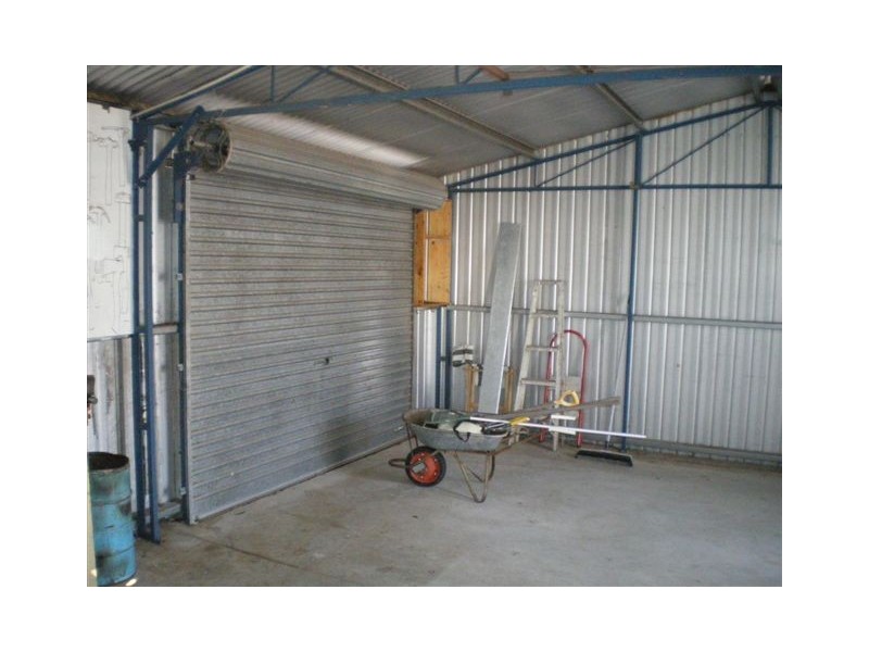 14 Burma Ave, Warracknabeal VIC 3393