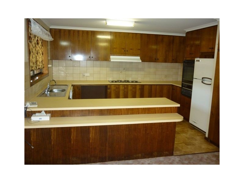 195 Woods Street, Donald VIC 3480