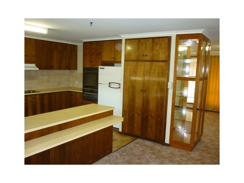 195 Woods Street, Donald VIC 3480