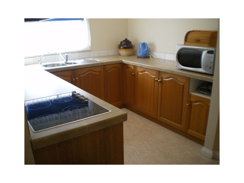 28 Wood Street, Warracknabeal VIC 3393