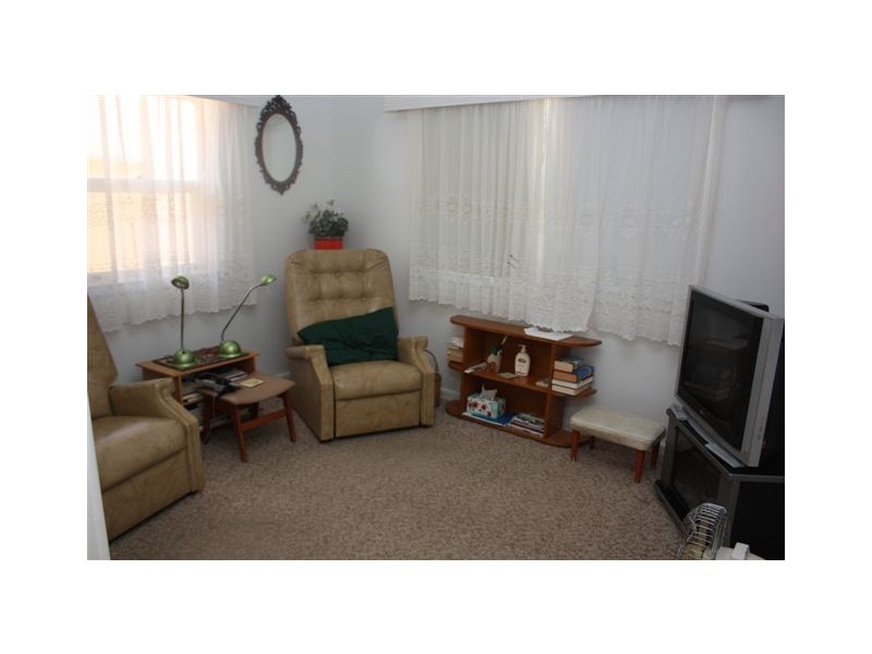 1 Woolcock Street, Warracknabeal VIC 3393