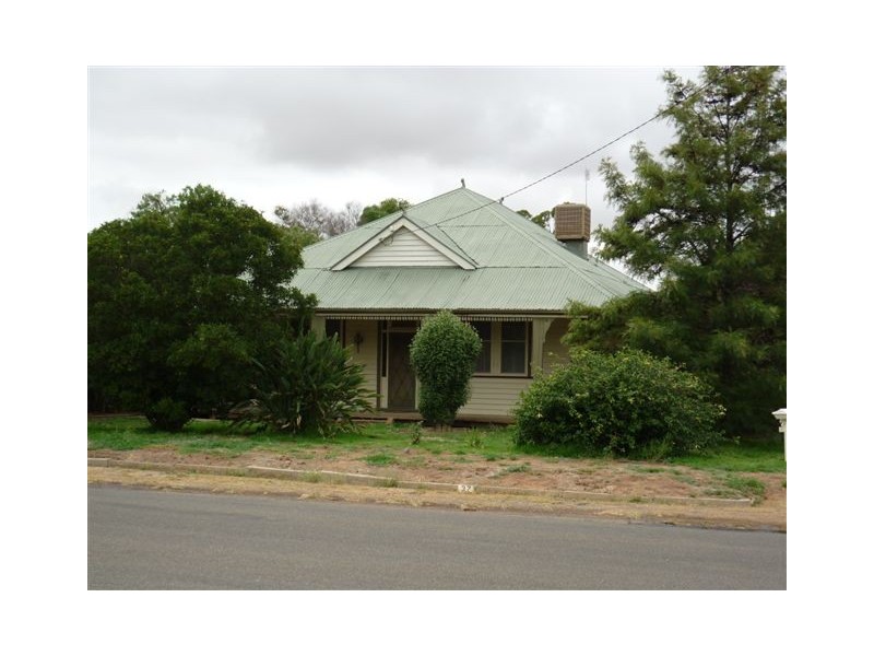 37 Deakin Street, Beulah VIC 3395