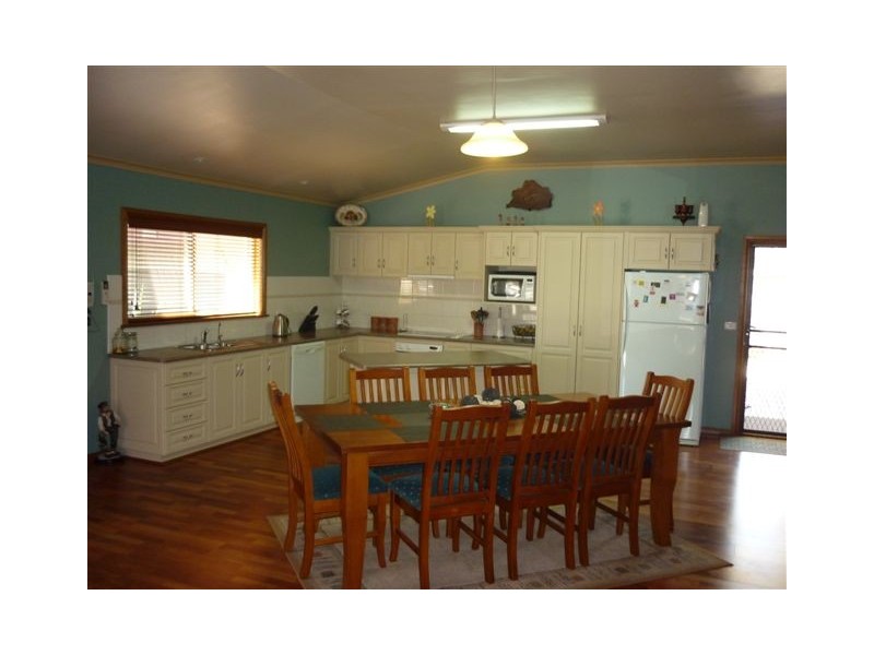 4 Johnson Street South, Birchip VIC 3483