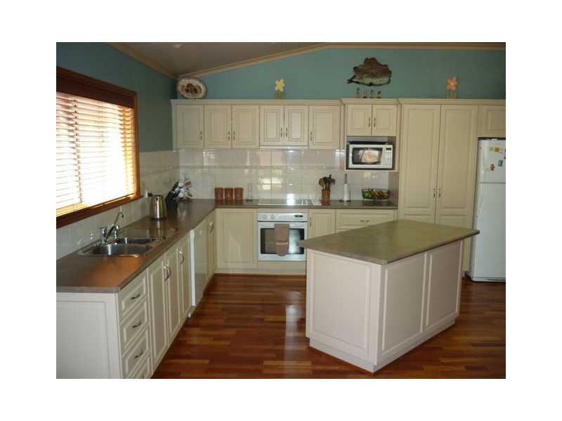 4 Johnson Street South, Birchip VIC 3483