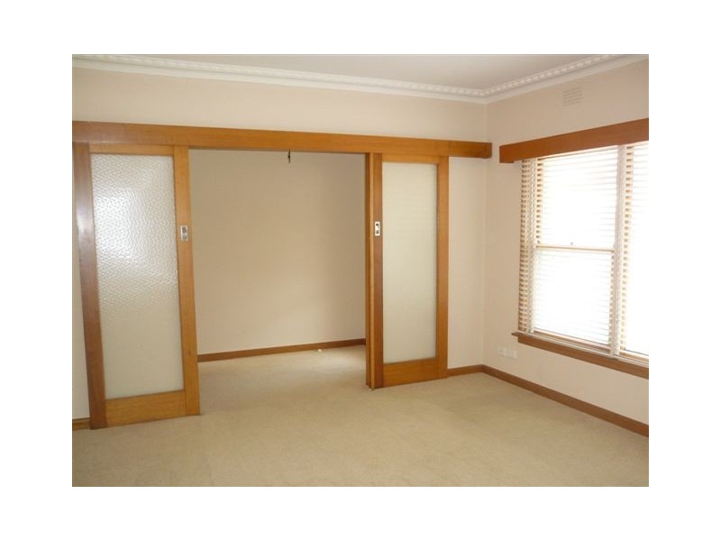 13 Scott Street, Warracknabeal VIC 3393
