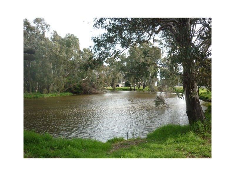 13 Scott Street, Warracknabeal VIC 3393