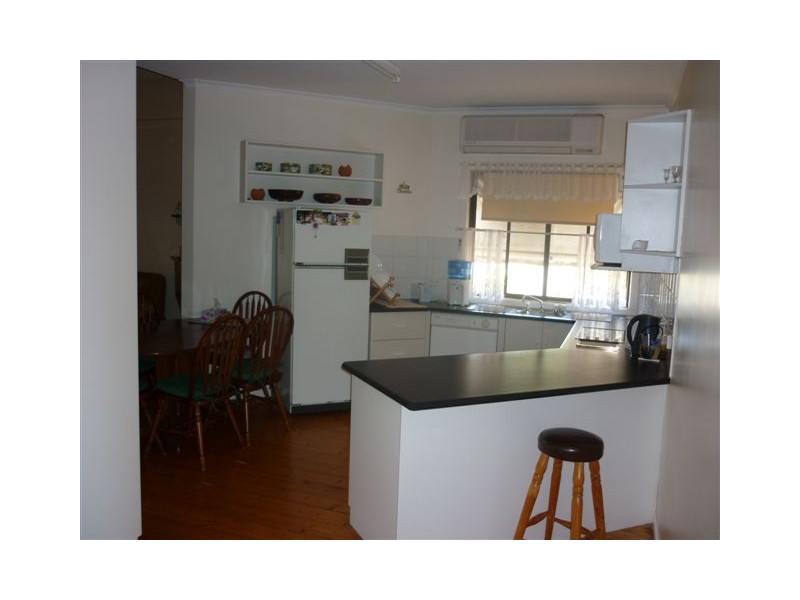 1 Meyer Street, Donald VIC 3480