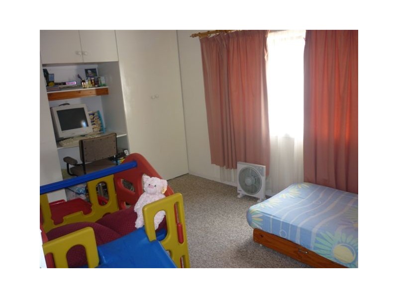 1 Meyer Street, Donald VIC 3480