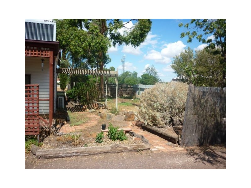 1 Meyer Street, Donald VIC 3480