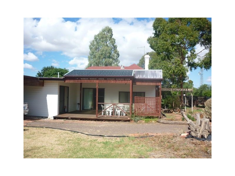 1 Meyer Street, Donald VIC 3480