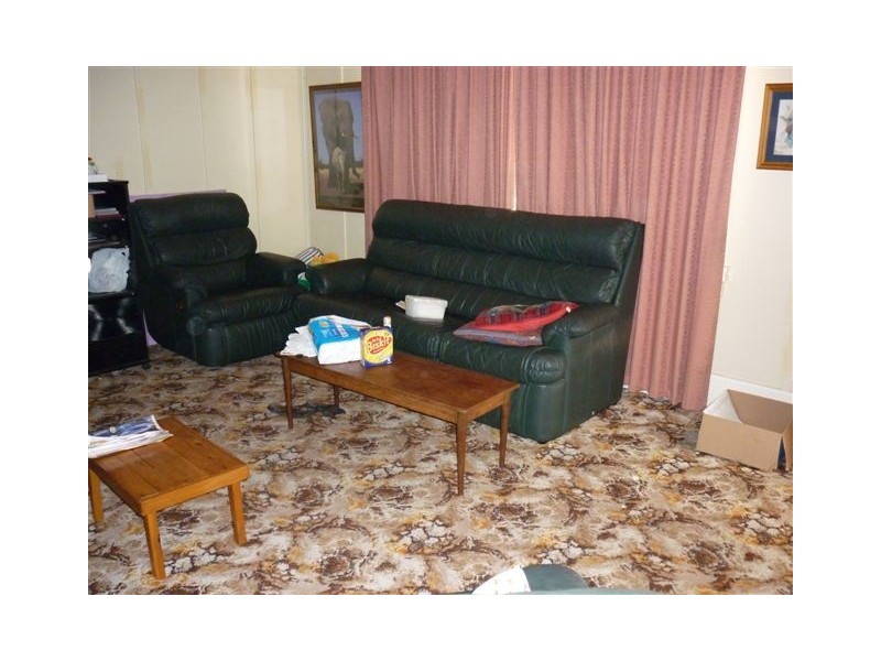 8 Molyneaux street, Warracknabeal VIC 3393