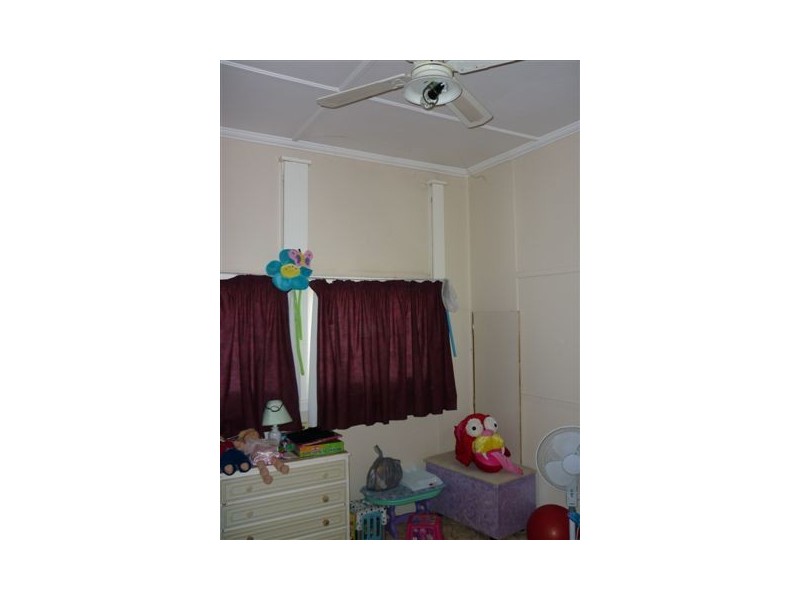 8 Molyneaux street, Warracknabeal VIC 3393