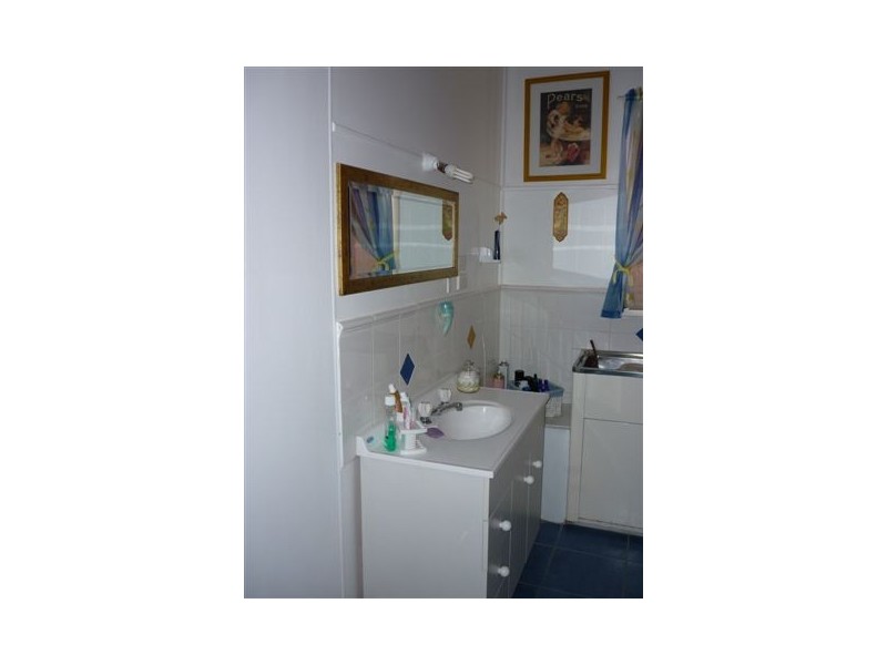 49 Charles Street, Jeparit VIC 3423