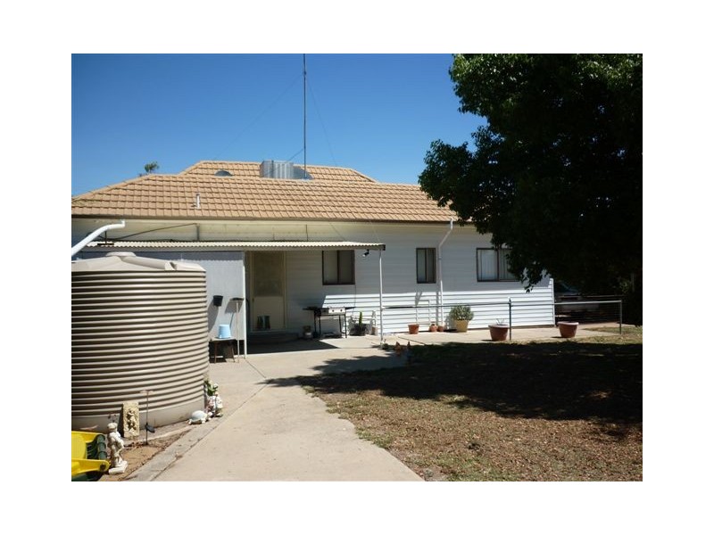 49 Charles Street, Jeparit VIC 3423