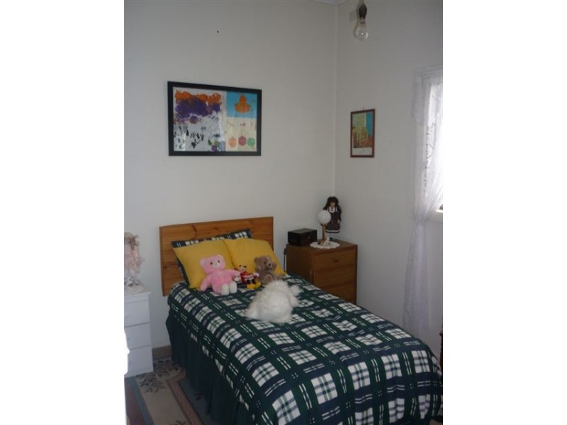 49 Charles Street, Jeparit VIC 3423