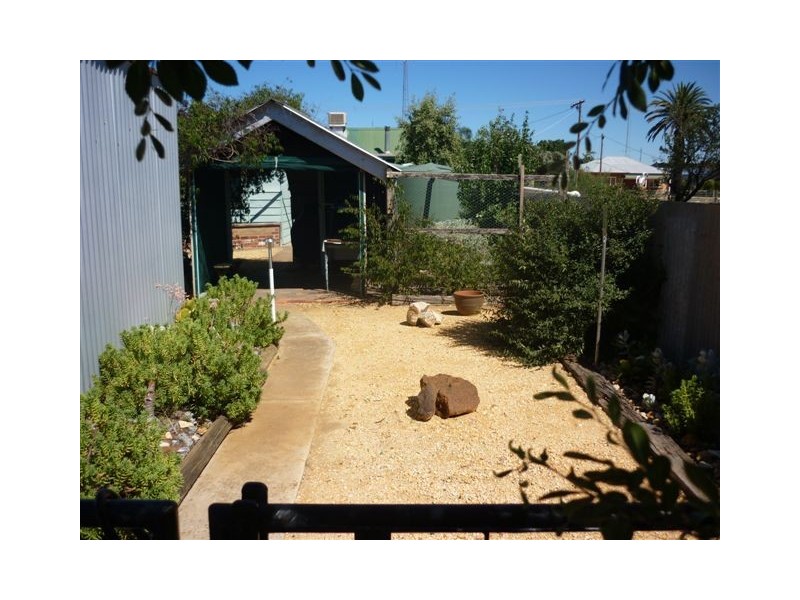 6 Sherwood Street, Birchip VIC 3483