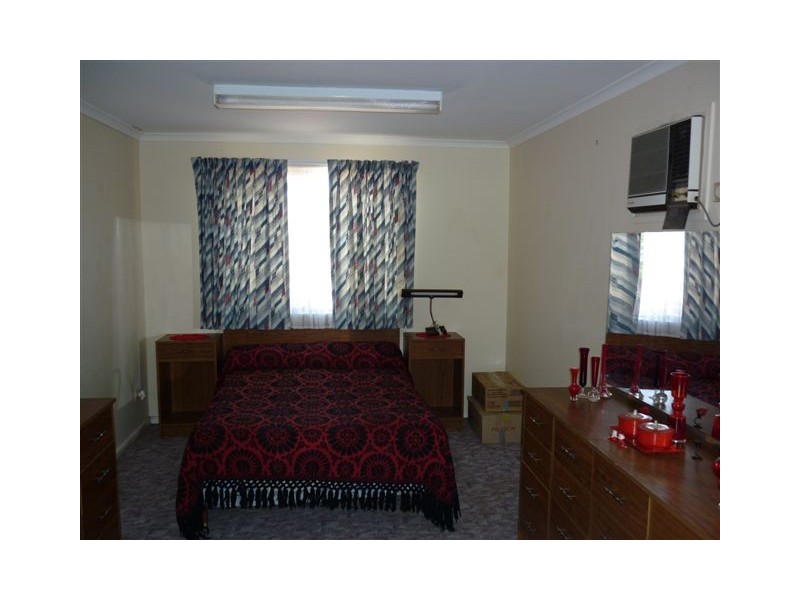 16 Bow Street, Rainbow VIC 3424