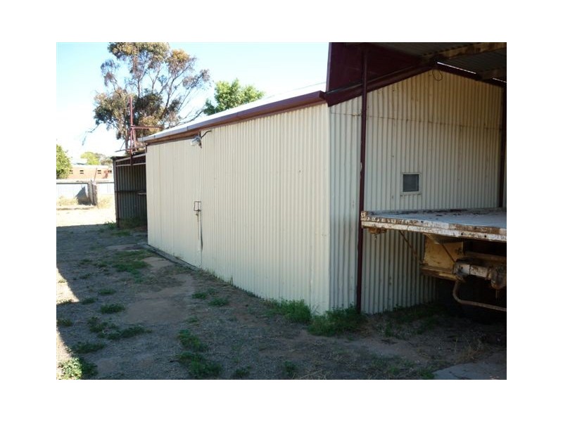 16 Bow Street, Rainbow VIC 3424