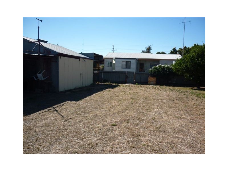 16 Bow Street, Rainbow VIC 3424
