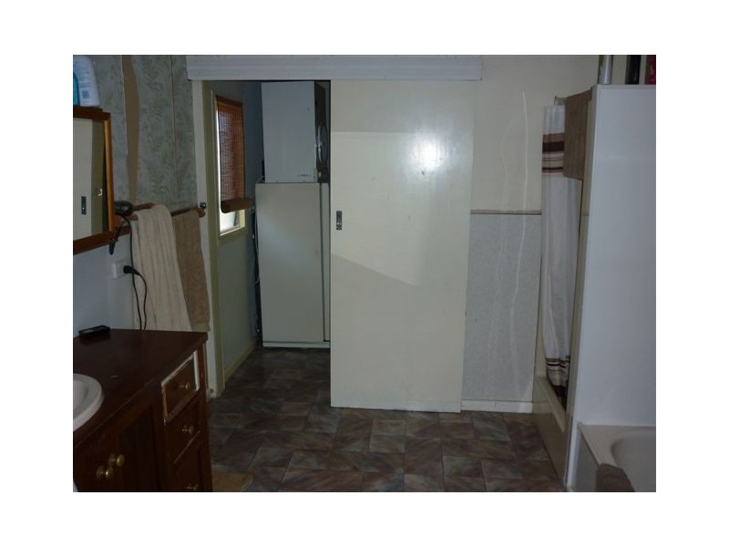 20 Gray Street, Donald VIC 3480