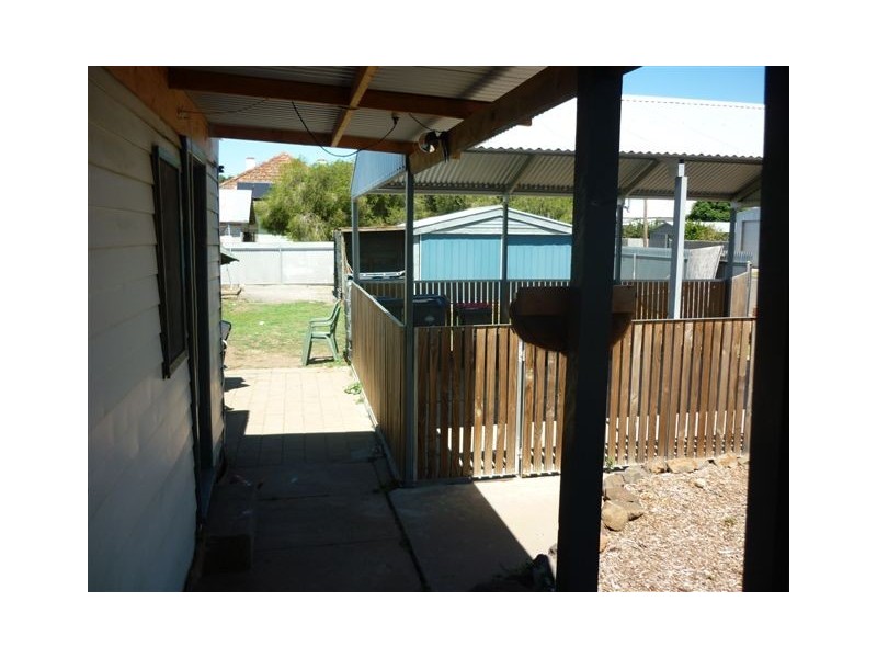 20 Gray Street, Donald VIC 3480