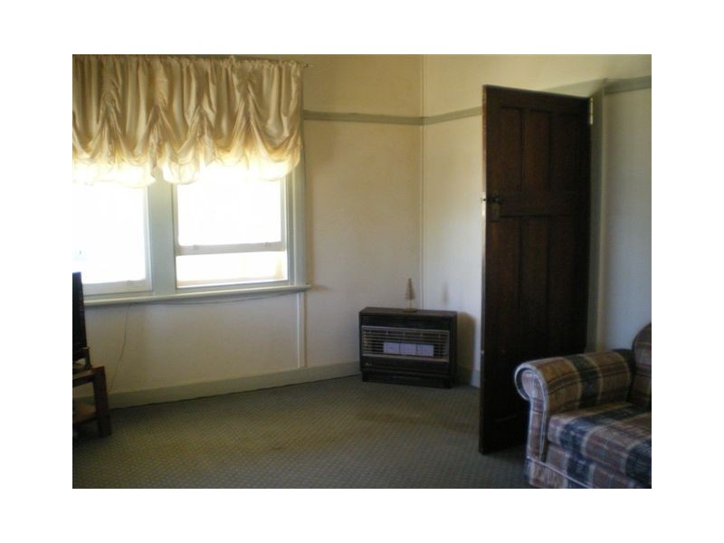 6 Mahrong Street, Lascelles VIC 3487