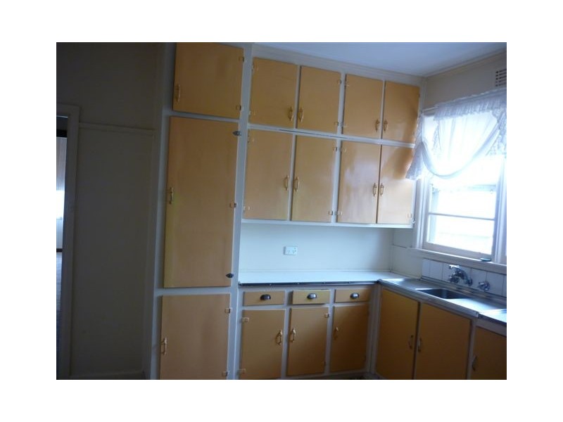 210 Woods Street, Donald VIC 3480