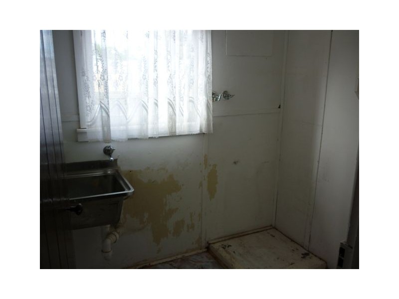 210 Woods Street, Donald VIC 3480