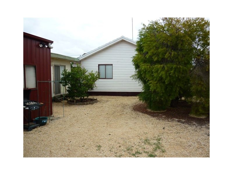 1 Cox Street, Warracknabeal VIC 3393