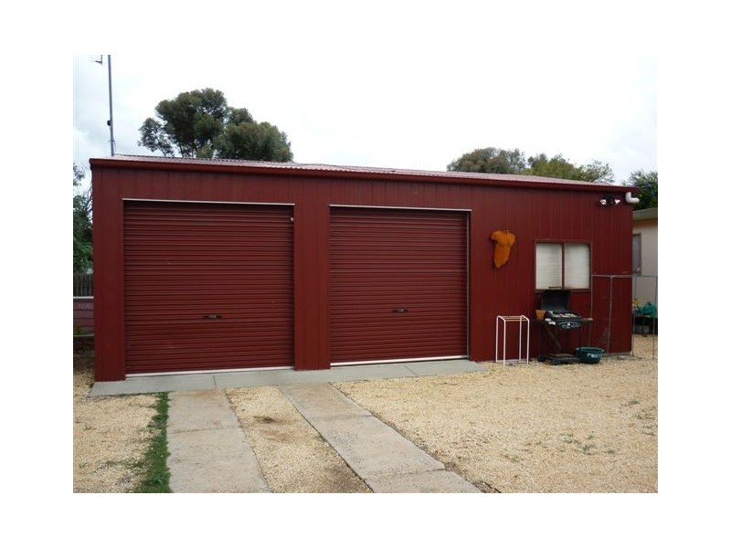 1 Cox Street, Warracknabeal VIC 3393