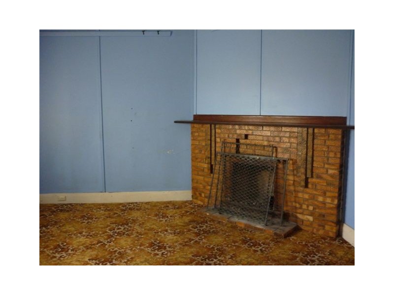 34 Cave Street, Donald VIC 3480