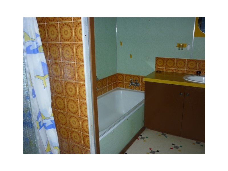 34 Cave Street, Donald VIC 3480