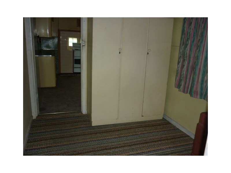 34 Cave Street, Donald VIC 3480