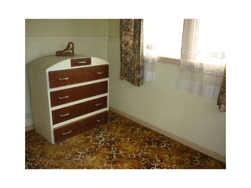 34 Cave Street, Donald VIC 3480