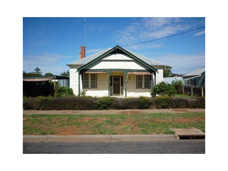 34 Cave Street, Donald VIC 3480