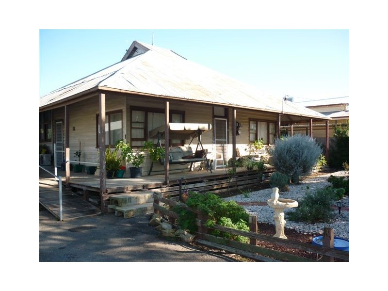 21 Ford Street, Hopetoun VIC 3396