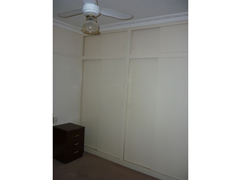 27 Hewitt Street, Warracknabeal VIC 3393