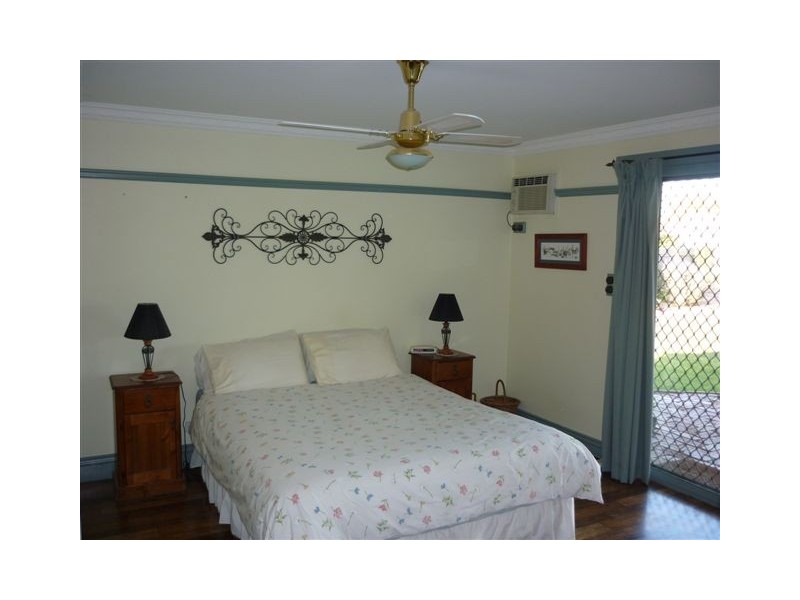 20 Campbell Street, Donald VIC 3480