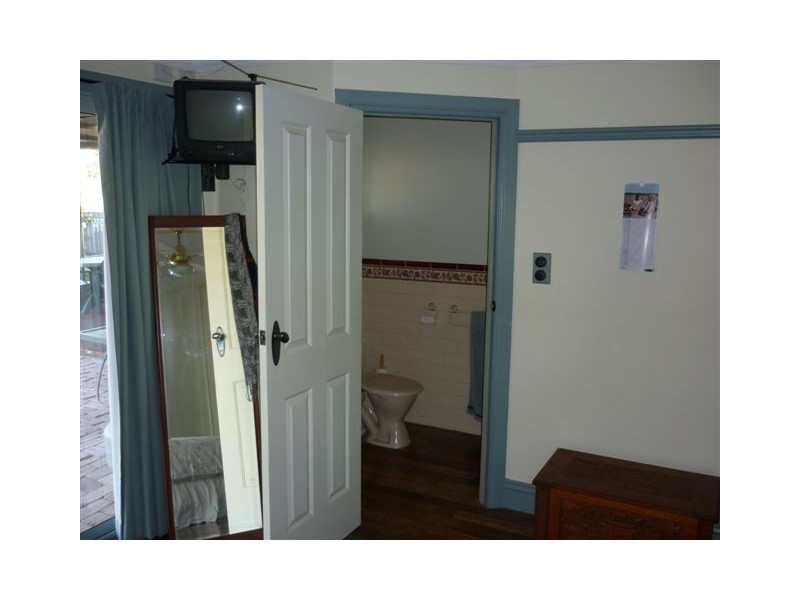 20 Campbell Street, Donald VIC 3480