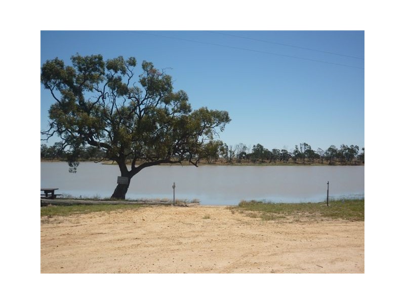 11 Hoban Street, Watchem VIC 3482