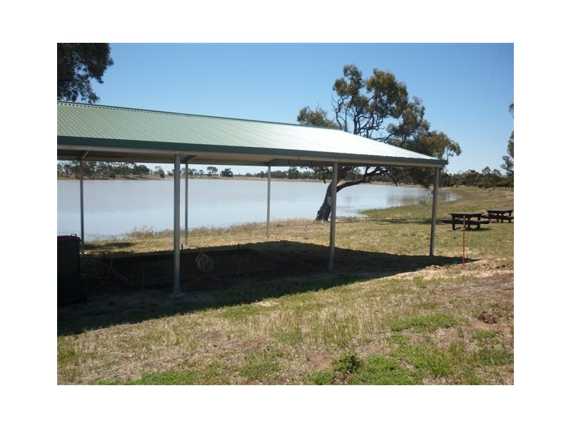 11 Hoban Street, Watchem VIC 3482