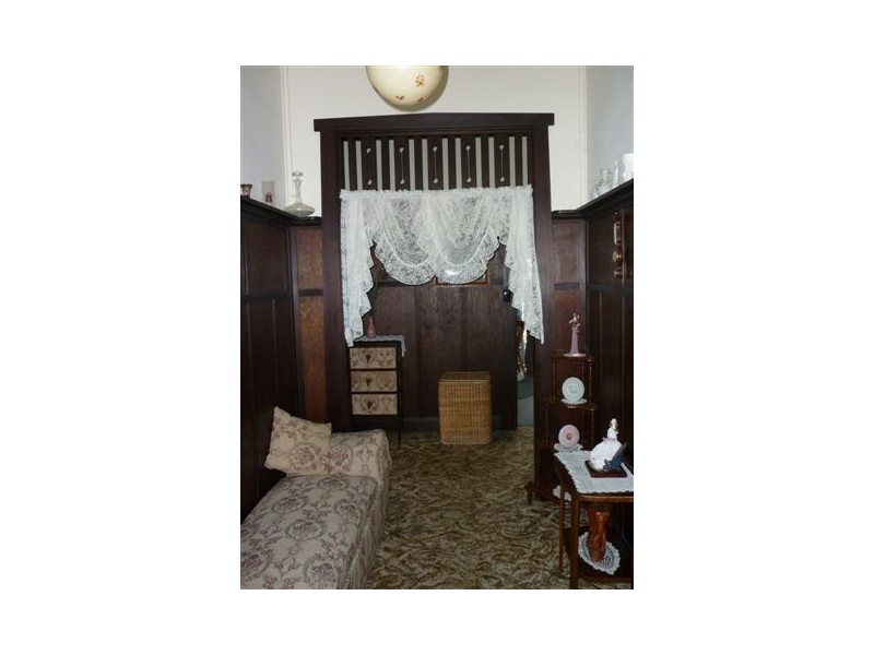 65 Jamouneau Street, Warracknabeal VIC 3393