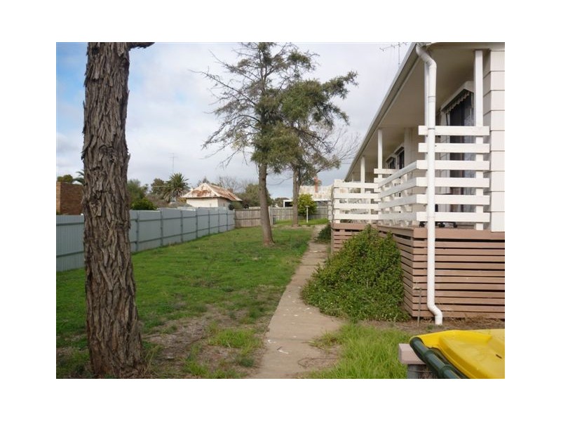 18 Albert Street, Rainbow VIC 3424