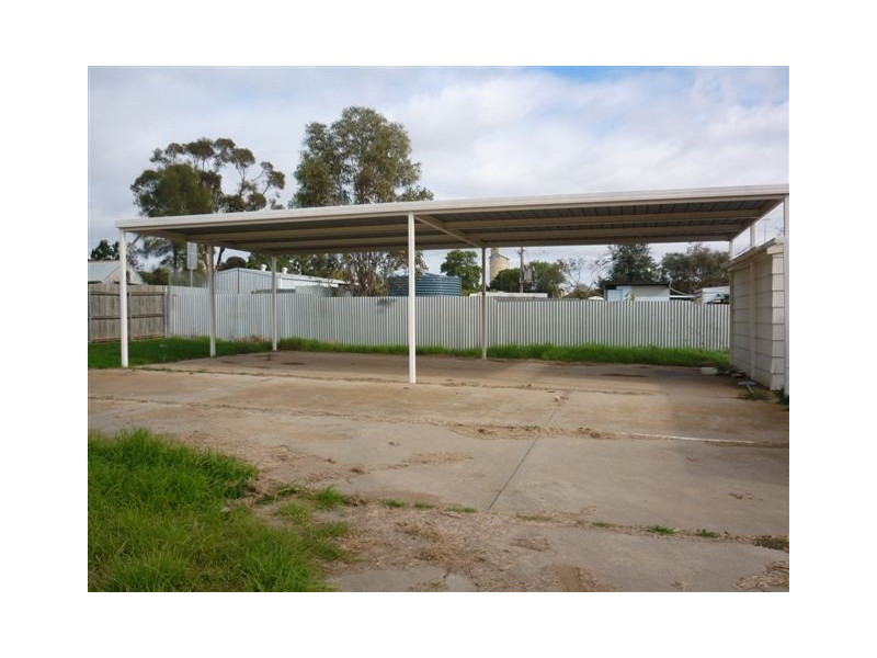 18 Albert Street, Rainbow VIC 3424