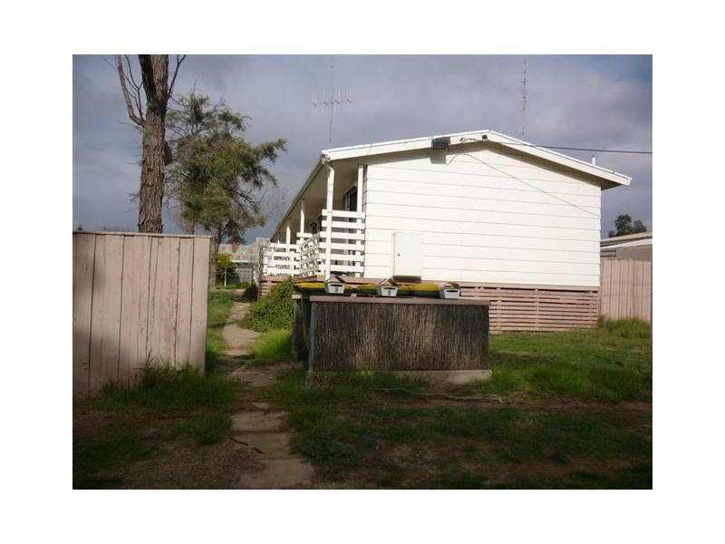 18 Albert Street, Rainbow VIC 3424