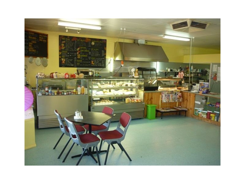 29 Woods Street, Donald VIC 3480